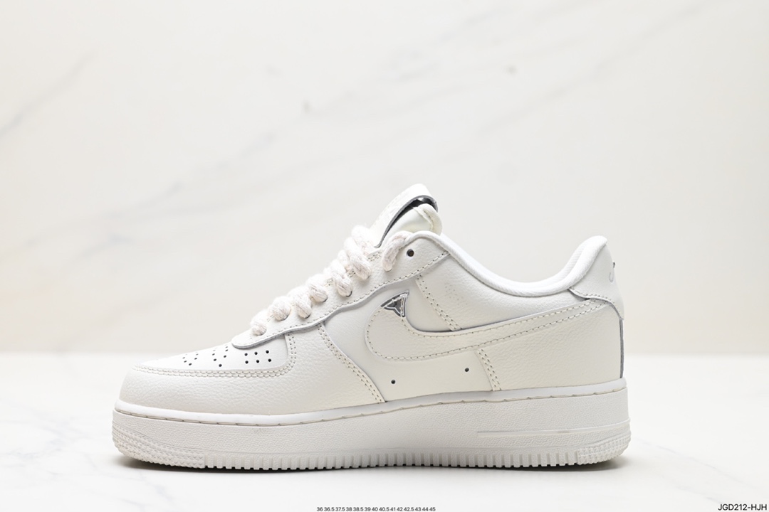 Nike Air Force 1 Shoes